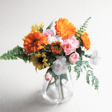 Yapay Çiçeklerle Uyumlu Vazo Seçimi Nasıl Yapılır?